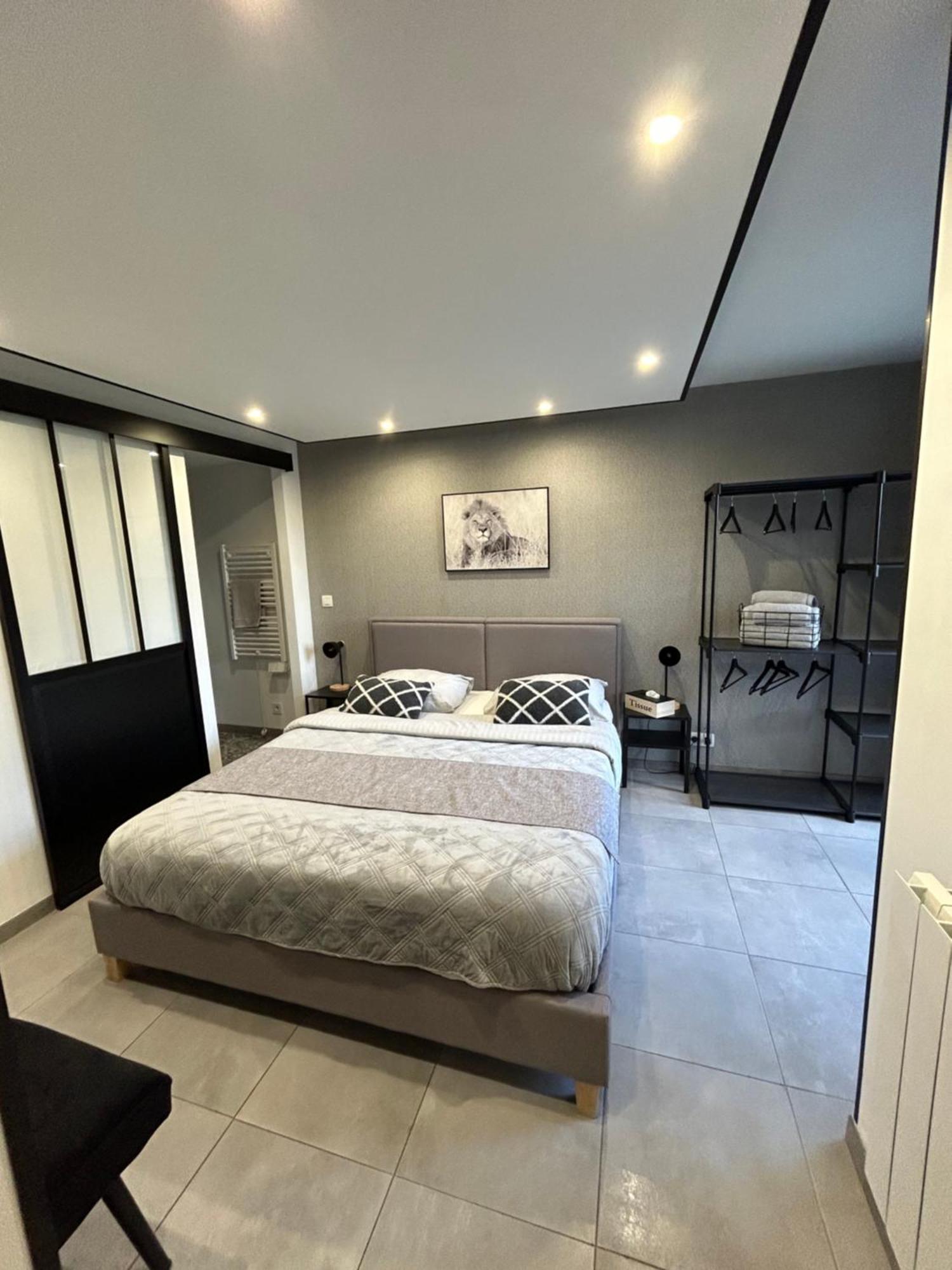 Appart Dans Un Superbe Quartier Wierde Villa นามูร์ ภายนอก รูปภาพ